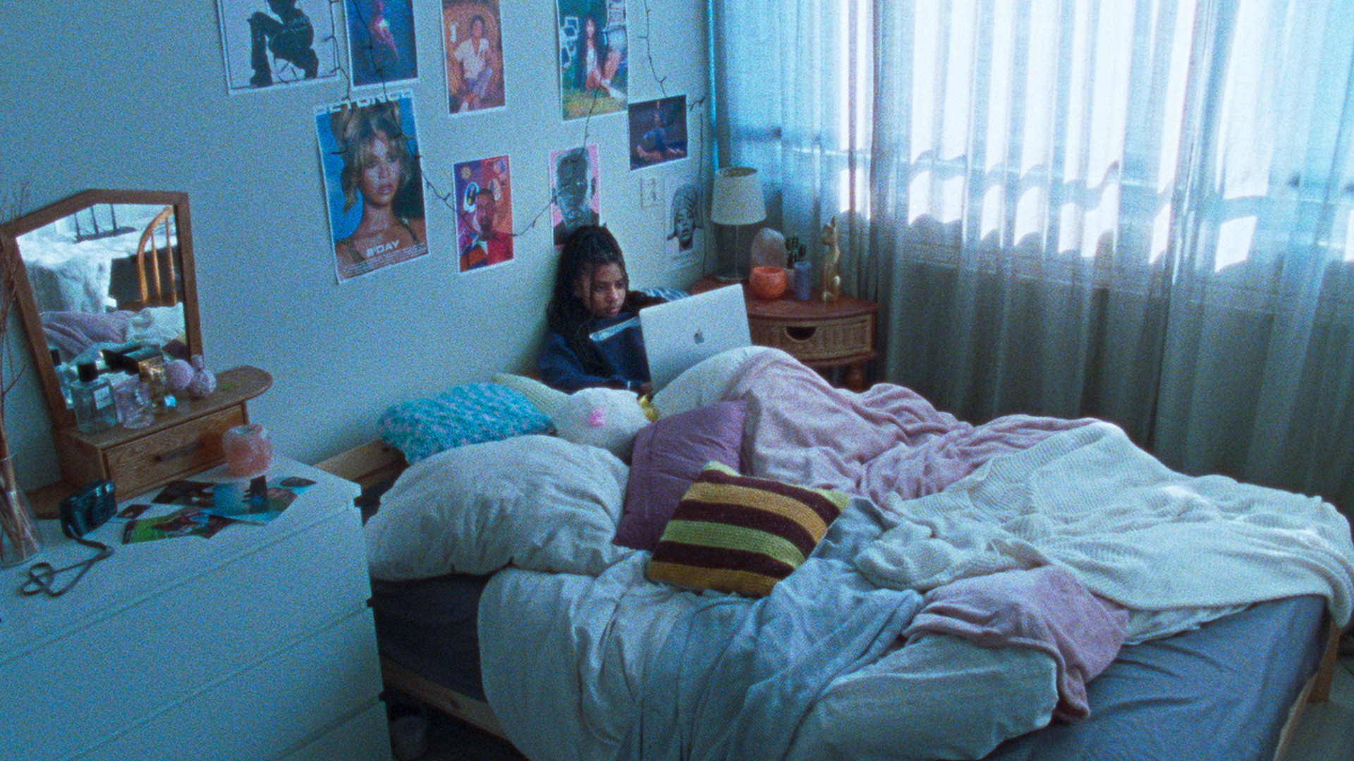 Film still 4 from Voor Aya, a 2022 documentary shot by cinematographer Yannick Giraud