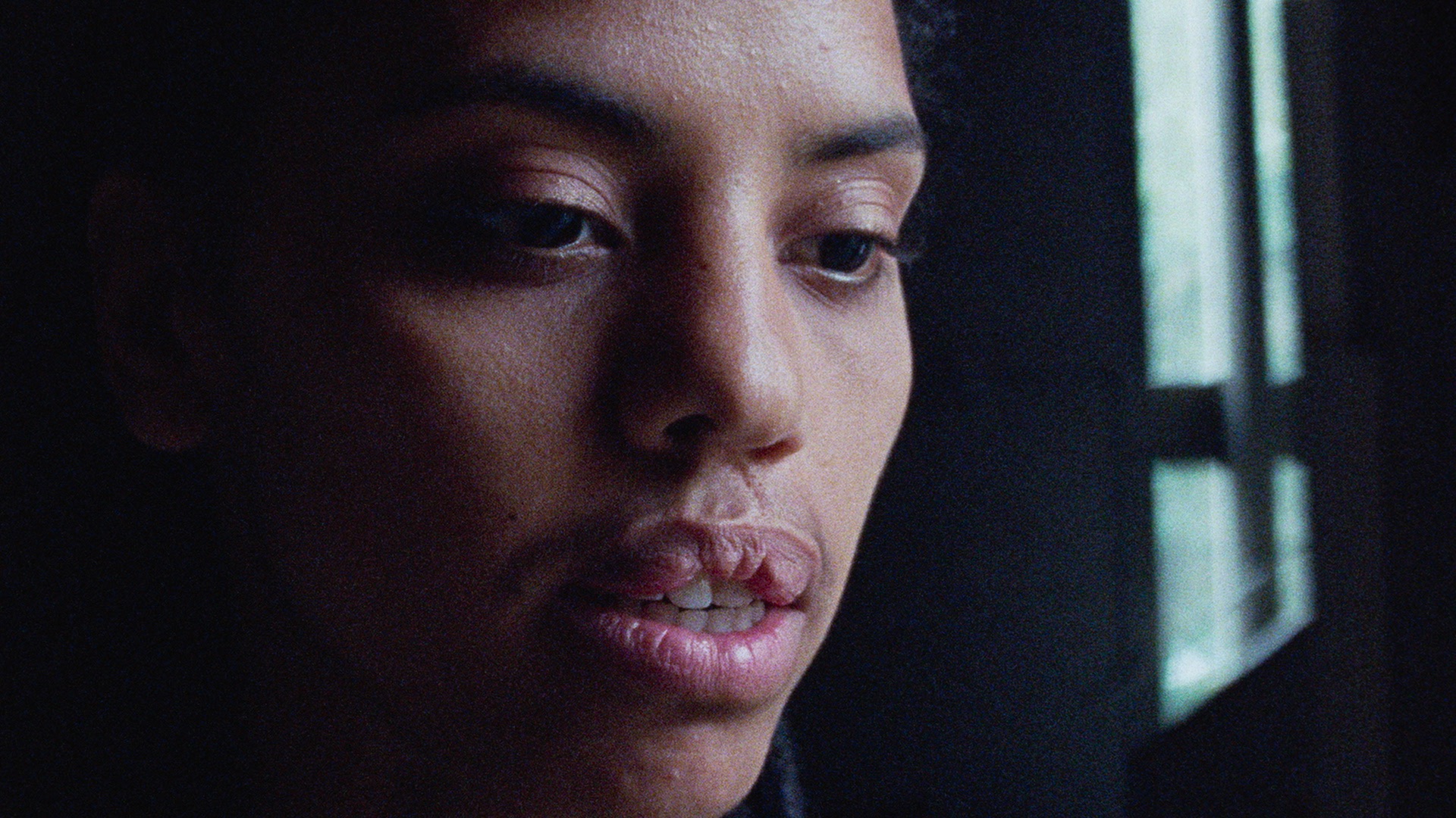 Film still 8 from Voor Aya, a 2022 documentary shot by cinematographer Yannick Giraud