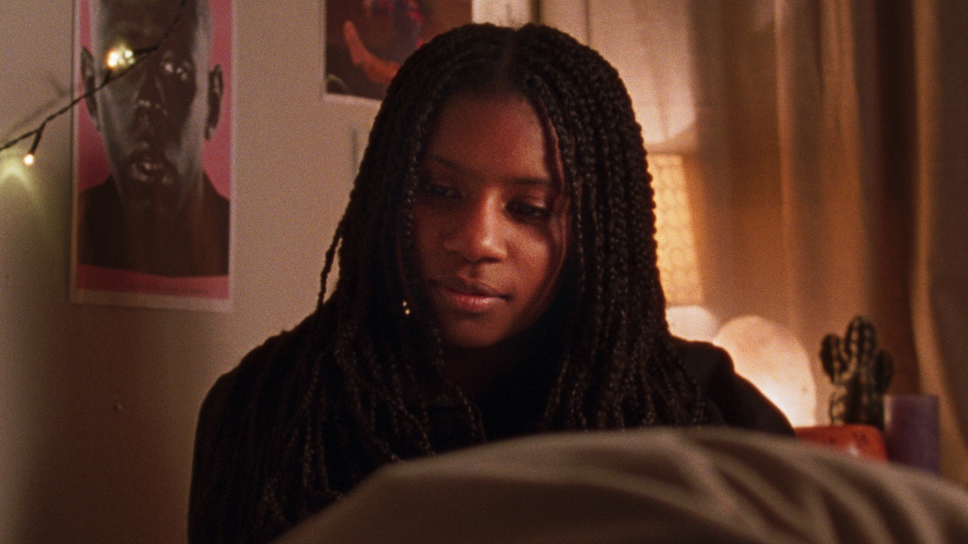 Film still 9 from Voor Aya, a 2022 documentary shot by cinematographer Yannick Giraud