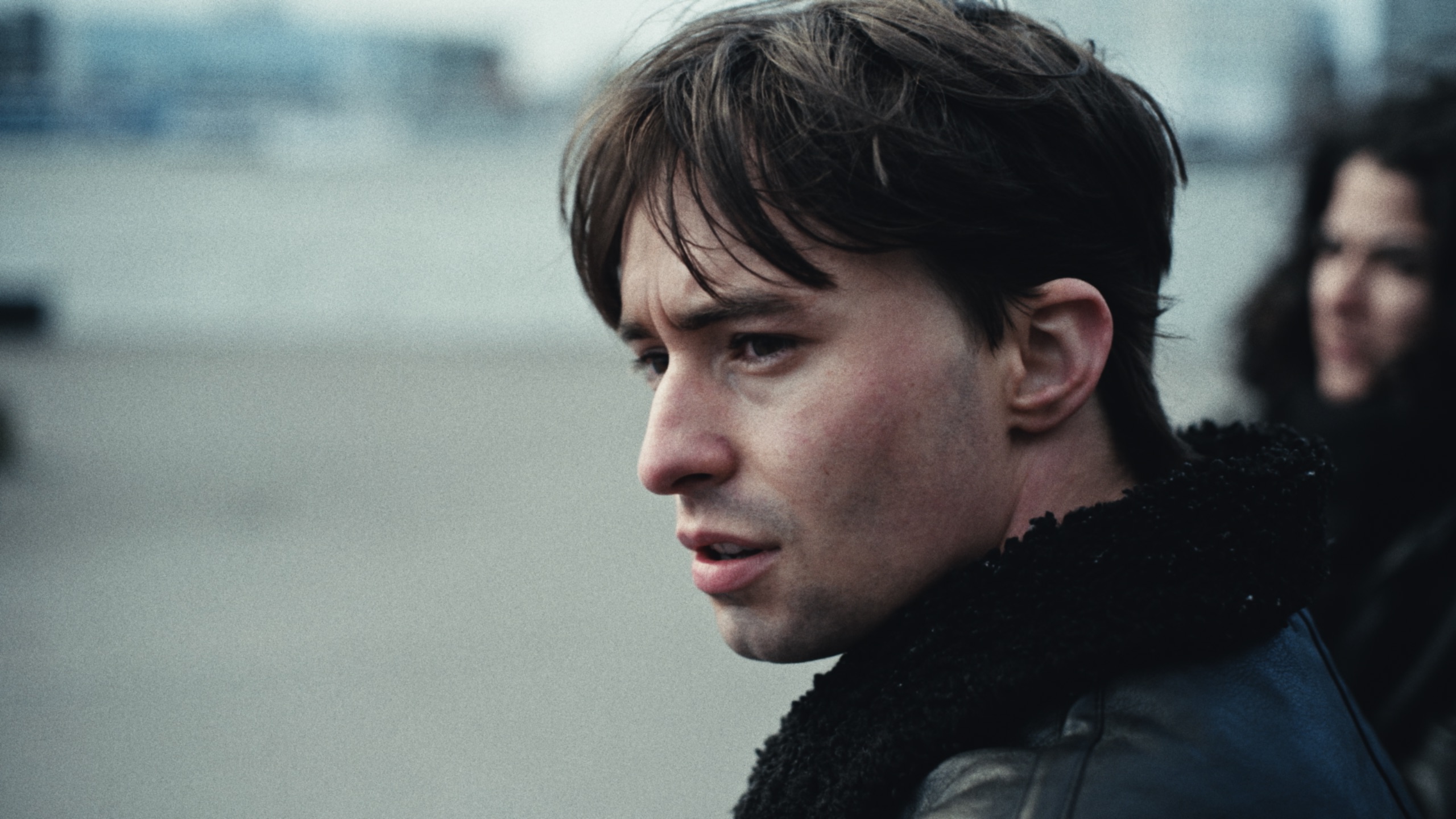 Film still 11 from Wat We Niet Zien, a 2026 short film shot by cinematographer Yannick Giraud